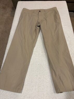 Haggar Men's Straight Chino Pants - Tan 36x30